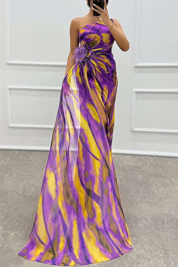 Eva | Damen Maxikleid mit Seitenschlitz und Federverzierung