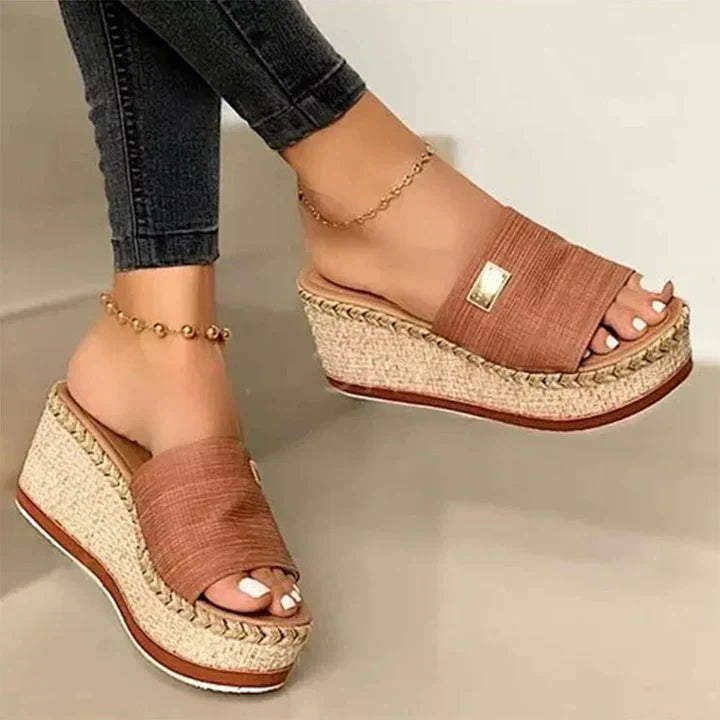 Gabriela | Damen Schnallen Slingback Niedrige Absatz Schuhe