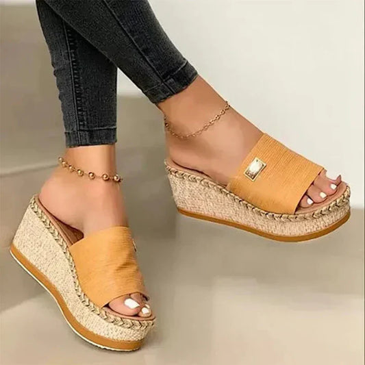 Gabriela | Damen Schnallen Slingback Niedrige Absatz Schuhe