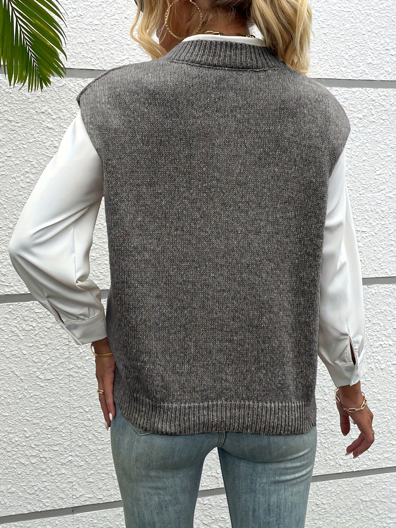 Carolin | Damen Strickweste mit V-Ausschnitt