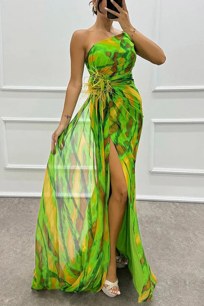 Eva | Damen Maxikleid mit Seitenschlitz und Federverzierung