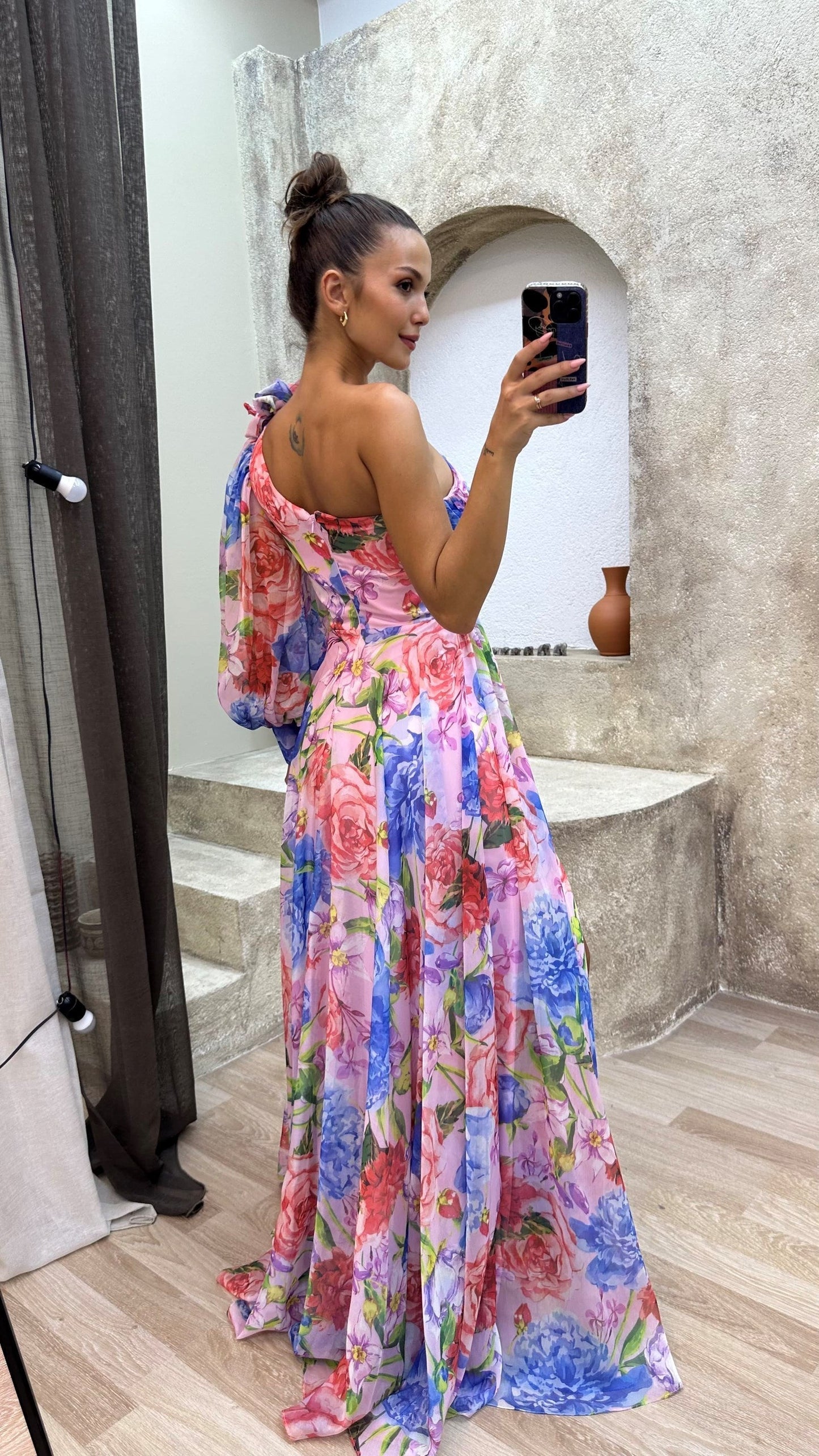Emilia | Damen Maxikleid mit Ein-Schulter-Design, Blumenmuster und Schlitz