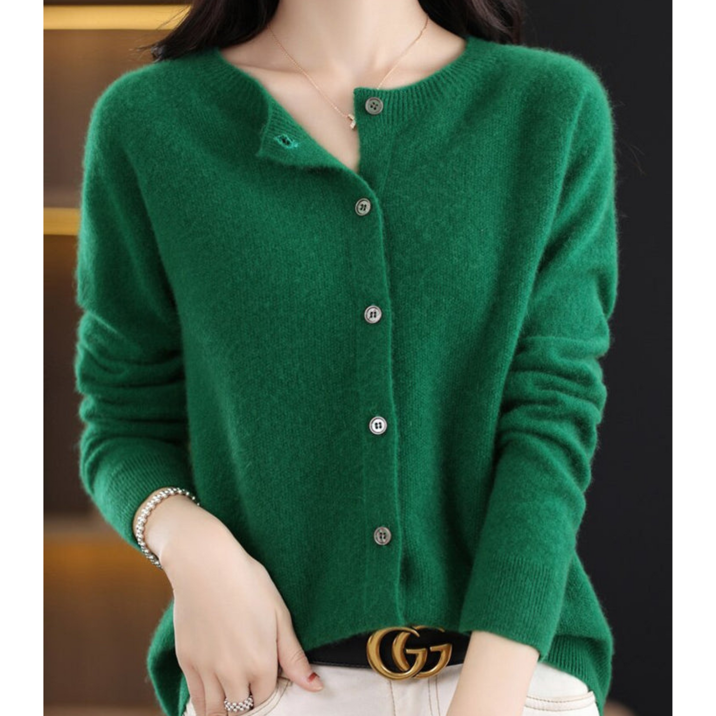 Marion | Damen Herbst Wollstrickjacke mit Knöpfen