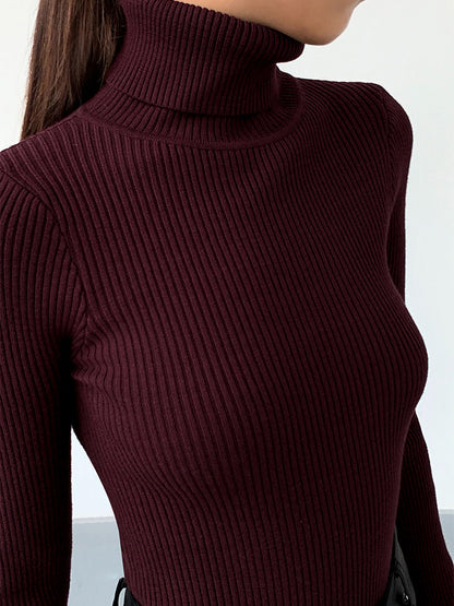 Selina | Damen Minimalistisches Slim-Top mit Rollkragen