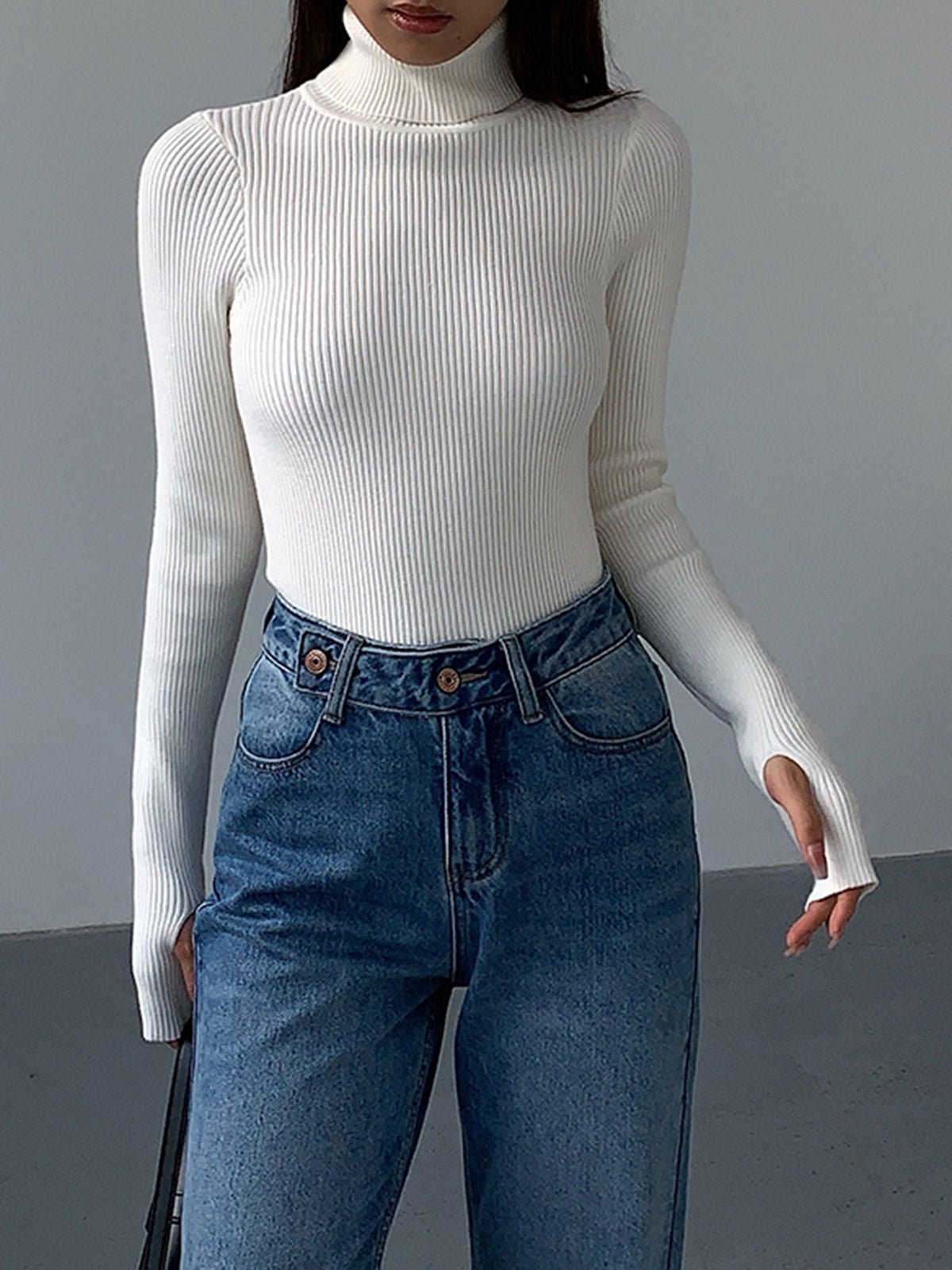 Selina | Damen Minimalistisches Slim-Top mit Rollkragen