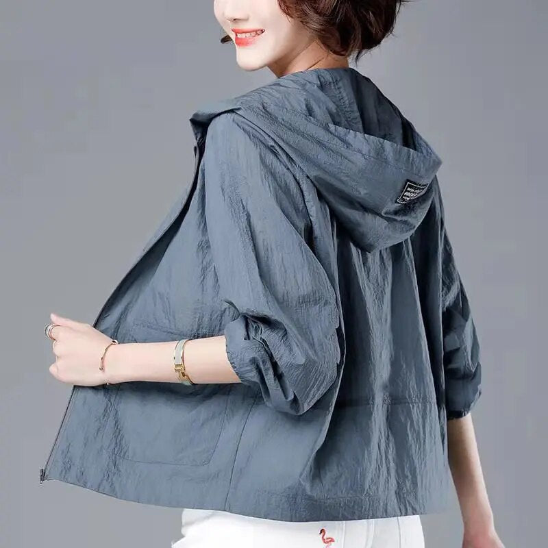 Melanie | Damen Lässige Jacke mit Kapuze und Reißverschluss vorne