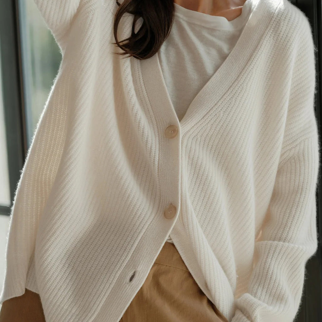 Sarah | Damen Klassischer Strick-Cardigan mit Knöpfen