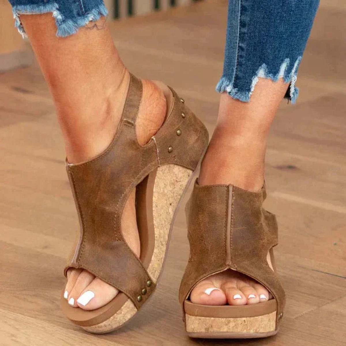 Daniela | Damen Sandalen mit Ausschnitt-Design und Kork-Absatz