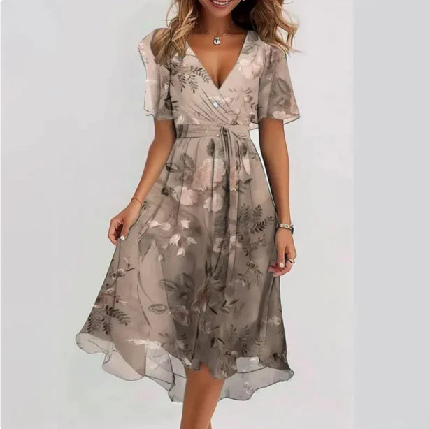 Claudia | Damen Geblümtes Wickelkleid mit ausgestellter Passform