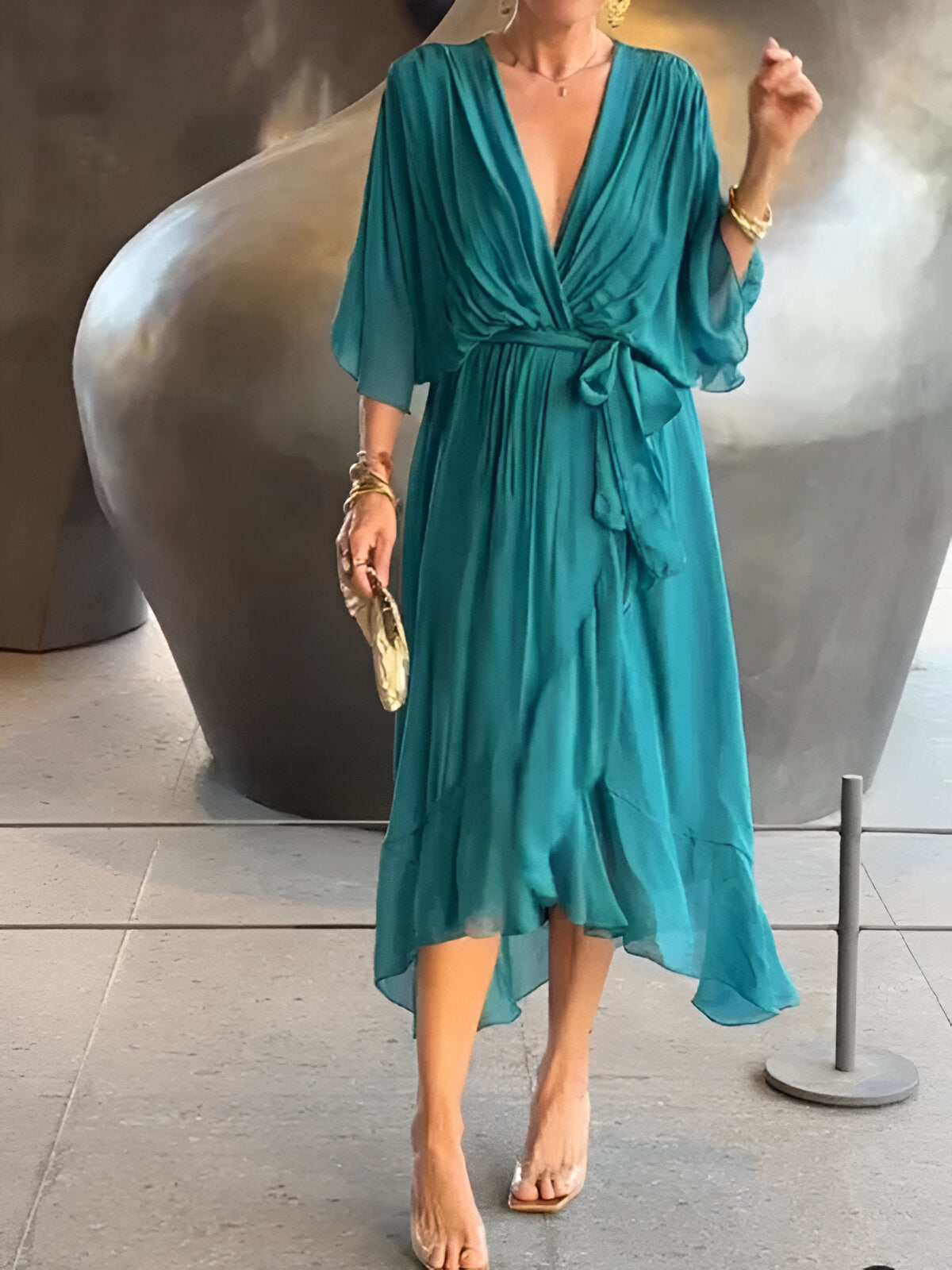 Anna | Damen Fließendes Midikleid mit Bindeschleife vorne