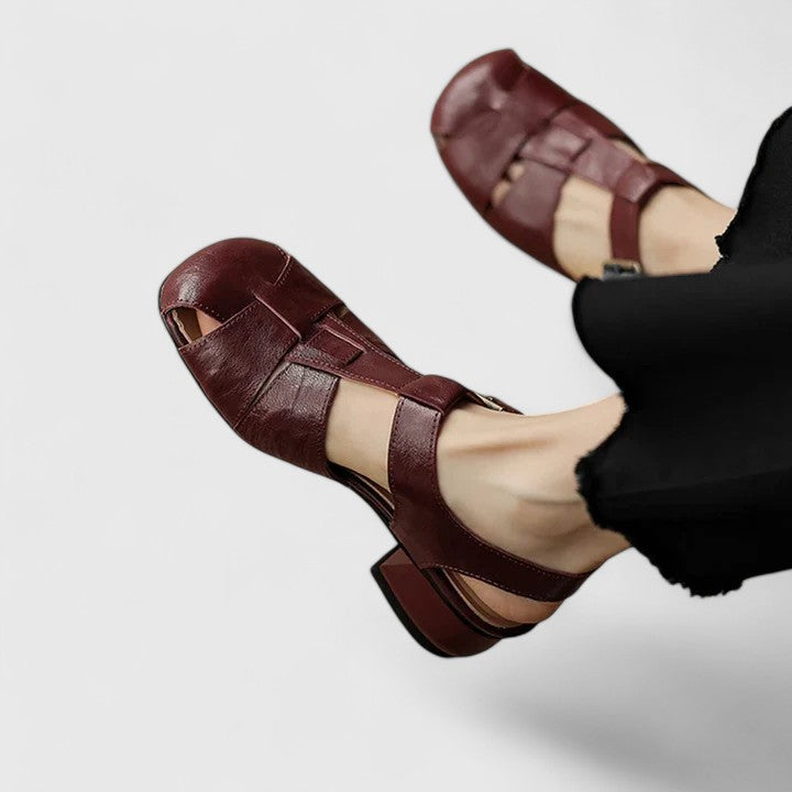 Julia | Damen Retro Geschlossene Zehen Chunky Sandalen