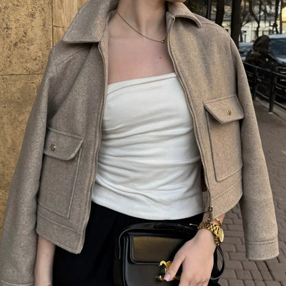 Jasmin | Damen Kurze Utility-Jacke mit Reißverschluss vorne