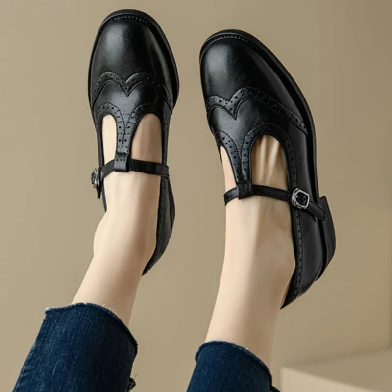 Nadine | Klassische Damen Leder T-Riemchen Schuhe