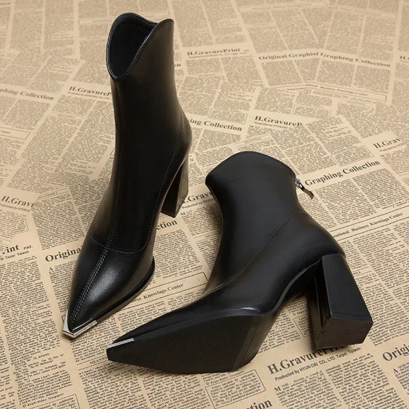 Jasmin | Damen-Frühjahrs-Stiefeletten mit spitzer Kappe und Absatz