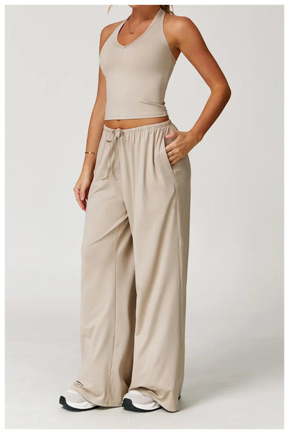 Laura | Damen Freizeit Neckholder Crop-Top Hosen Set