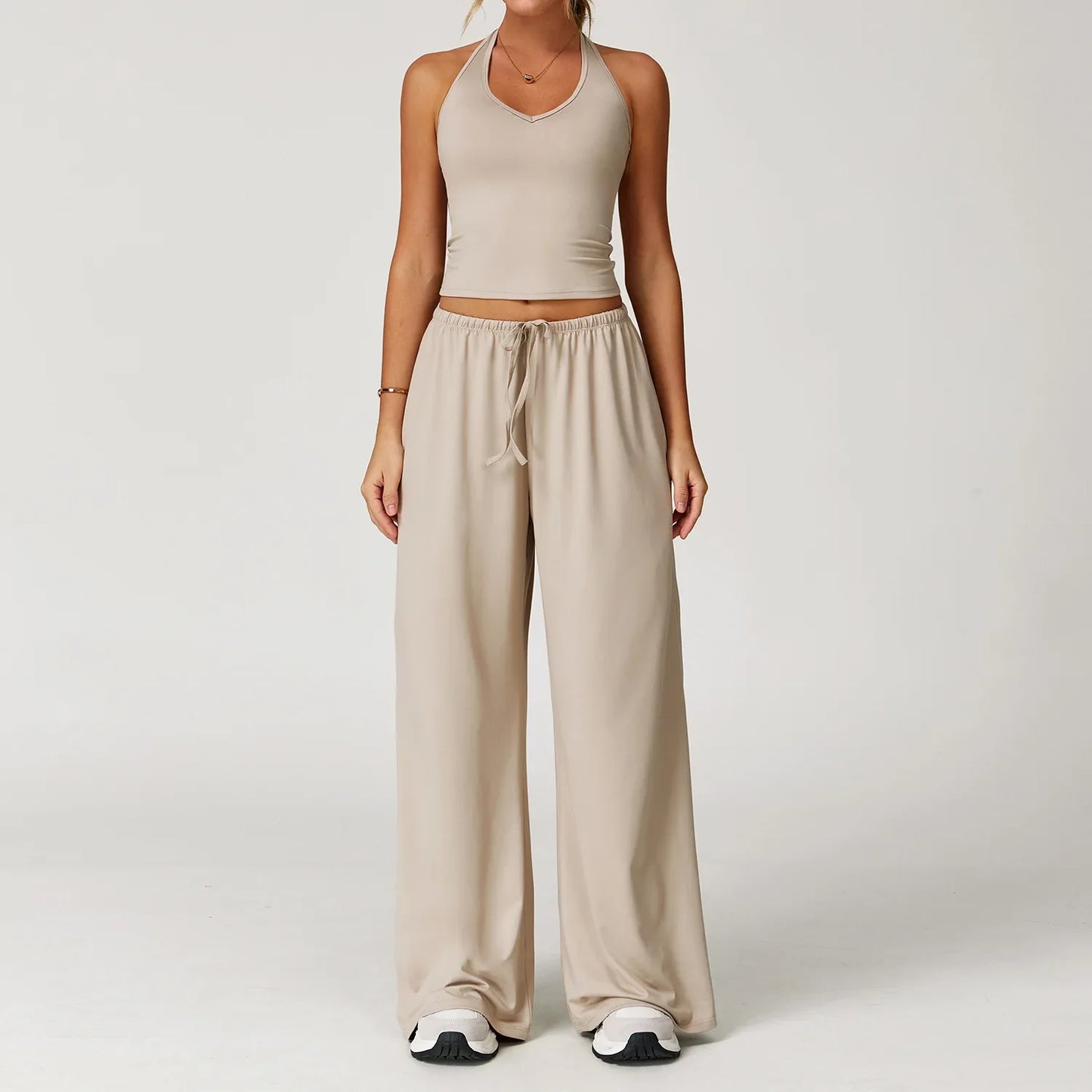Laura | Damen Freizeit Neckholder Crop-Top Hosen Set