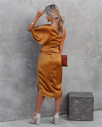 Felicia | Damen Satin-Kleid mit Ein-Schulter-Design und Seitenschlitz