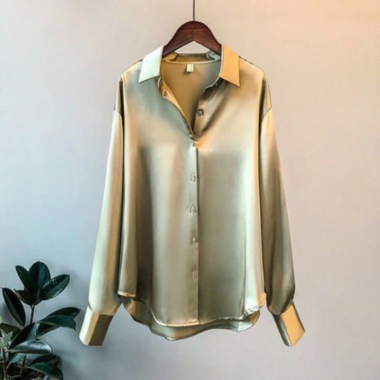 Angela | Damen Bluse mit lockerer Passform und Knopfleiste
