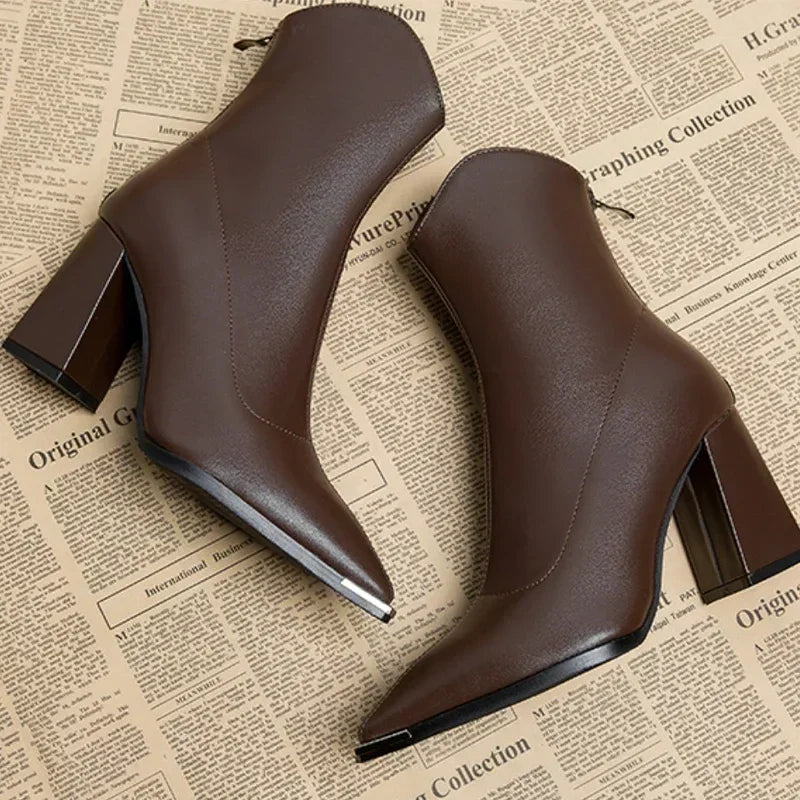 Jasmin | Damen-Frühjahrs-Stiefeletten mit spitzer Kappe und Absatz