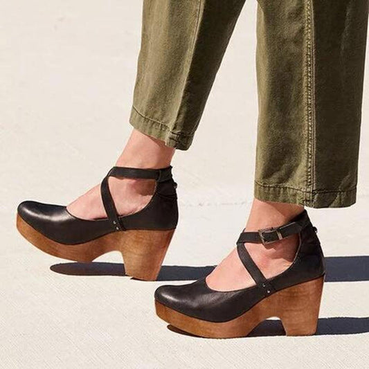 Claudia | Damen Holz-Absatz-Schuhe mit Knöchelriemen