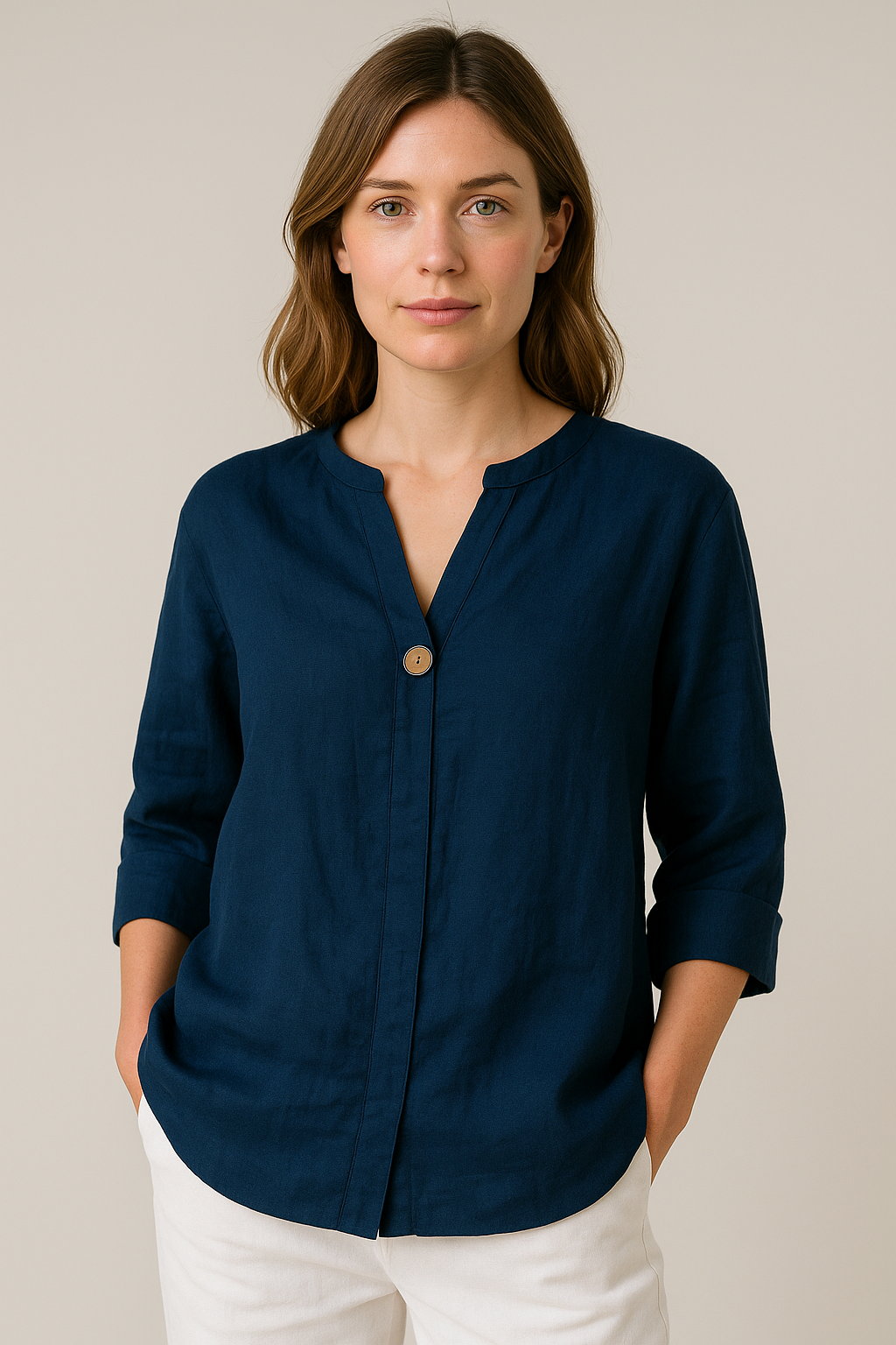 Claudia | Damen Locker sitzende Bluse mit V-Ausschnitt und Knopfdetails