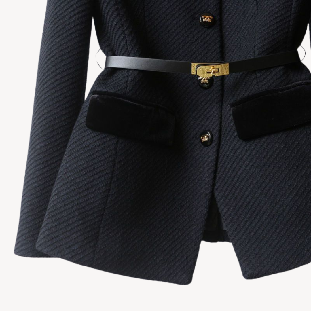 Daniela | Damen Maßgeschneiderter Blazer mit Gürtel und Knopfverschluss