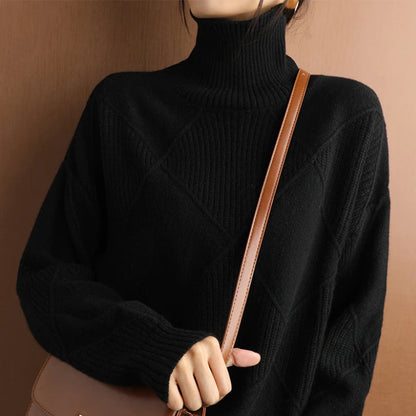 Petra | Damen Strickpullover mit Hohem Kragen und Rautenmuster