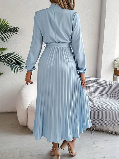Frieda | Damen Midikleid mit hohem Kragen, Falten und Gürtel