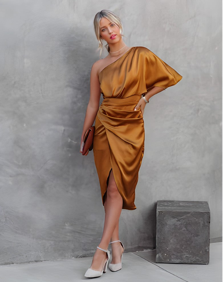 Felicia | Damen Satin-Kleid mit Ein-Schulter-Design und Seitenschlitz