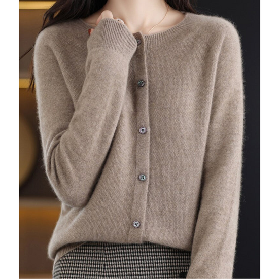 Marion | Damen Herbst Wollstrickjacke mit Knöpfen